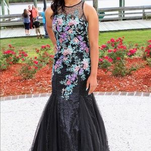 Prom dress & matching earrings